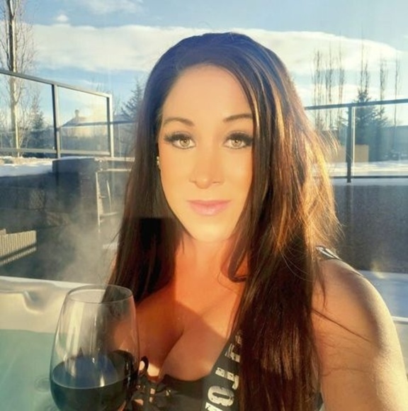 Meet your Posher, Jess - Picture 1 of 1